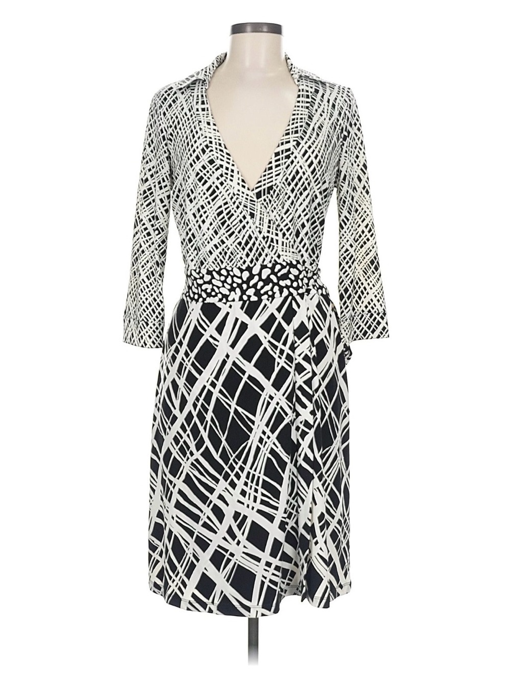 Ann Taylor Black and White Long Sleeve Wrap Dress 6